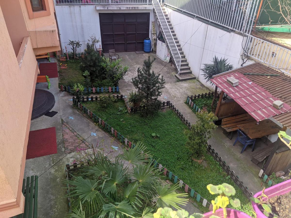 Guest House Kldiashvili Batumi Eksteriør billede