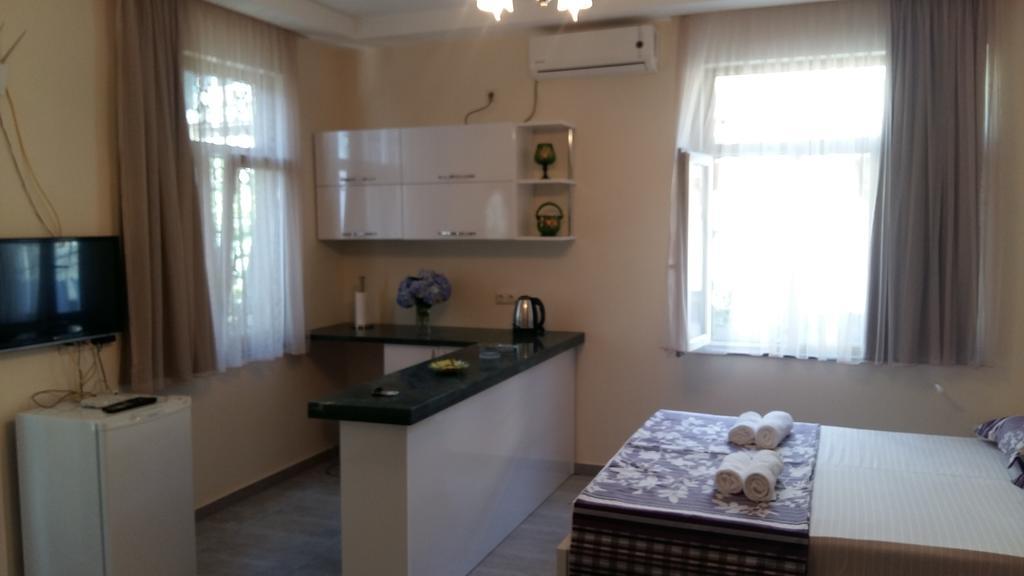 Guest House Kldiashvili Batumi Eksteriør billede